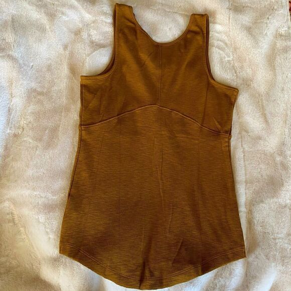 Free People Brown Criss Cross Tie Tank Top. Size Small. Excellent Condition! - Picture 3 of 9